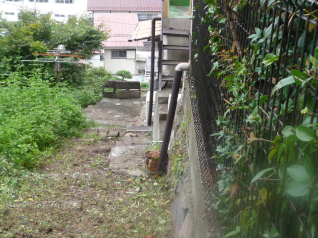 記念館裏H20.9.20.JPG 記念館裏H20.9.20.JPG