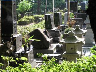 竹中英太郎記念館
